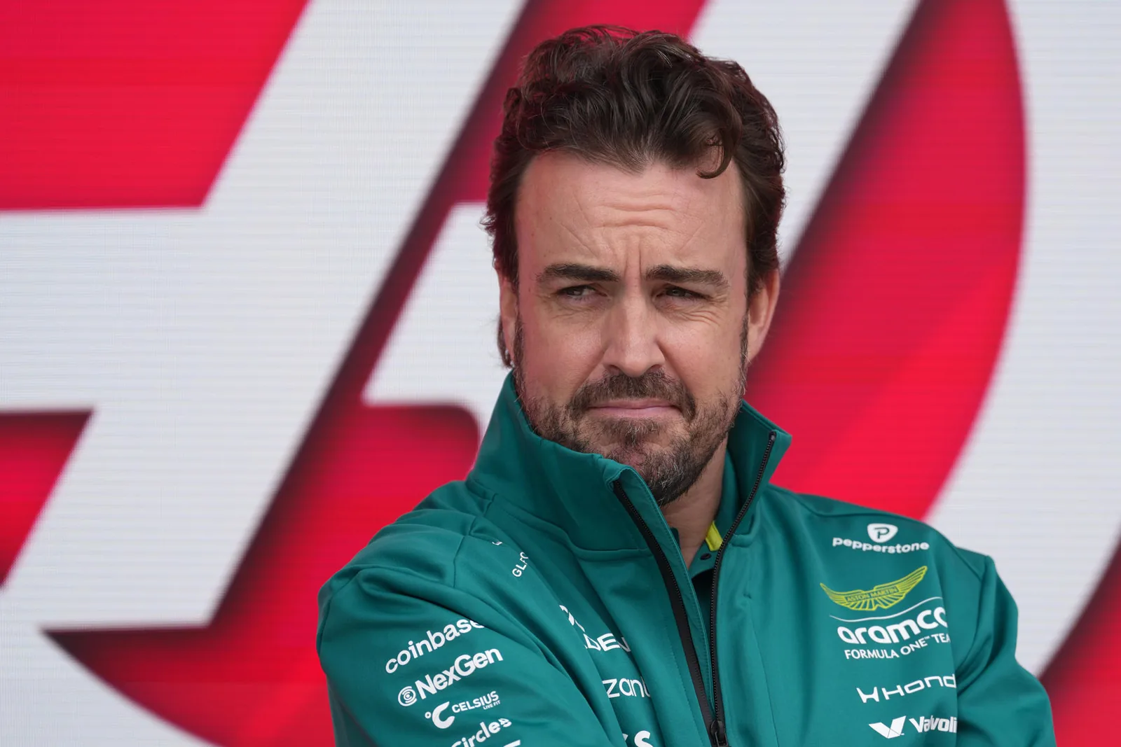 Fernando Alonso cumple 45 años sin desvelar su futuro en la Fórmula 1