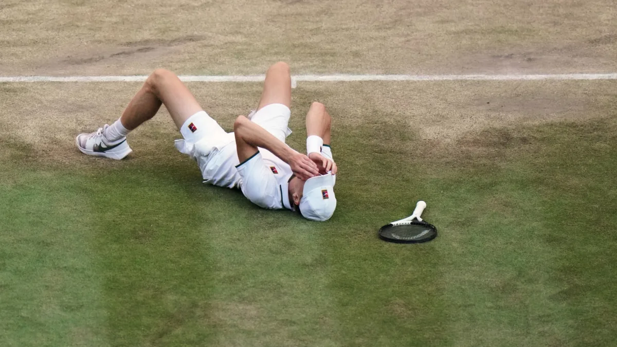 Sinner derrota a Zverev y consigue su segundo Wimbledon consecutivo