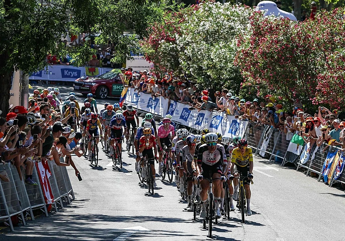 El Tour de Francia llega a Francia sin público en la etapa 3