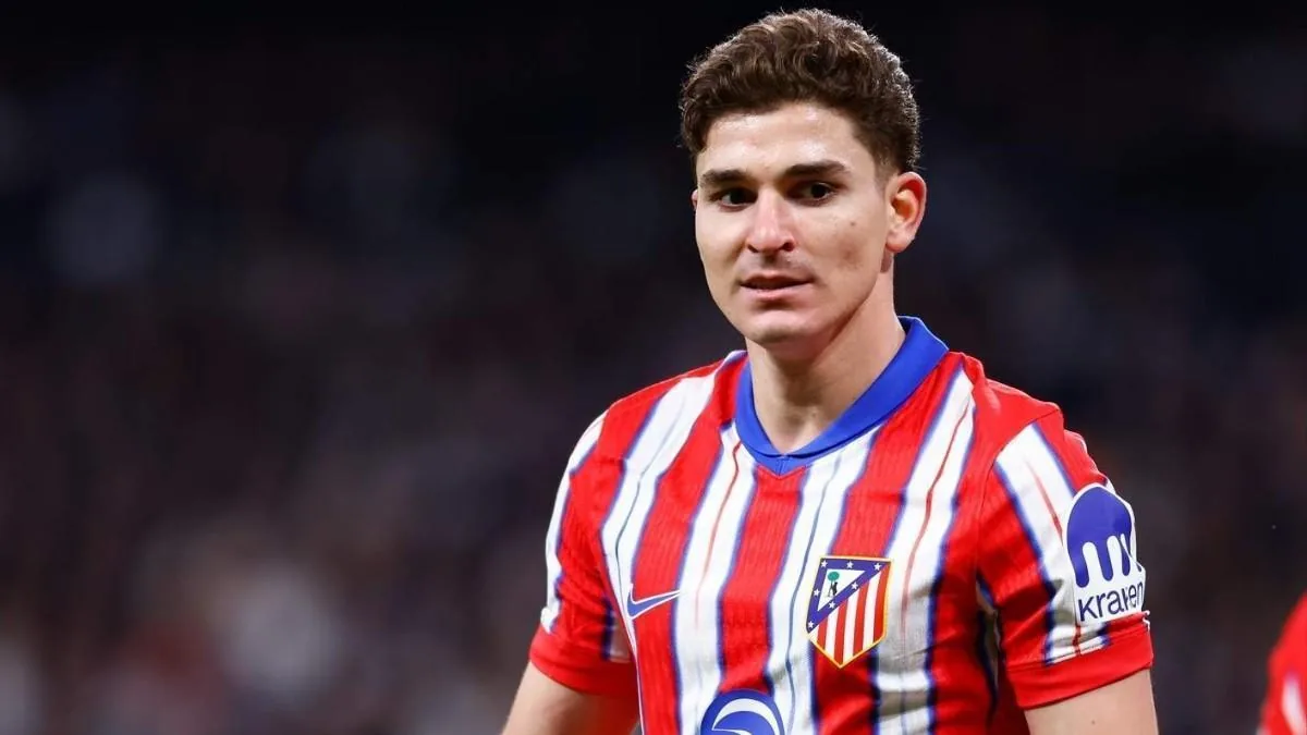 El Atlético de Madrid no aceptará ofertas por Julián Álvarez, según Gil Marín