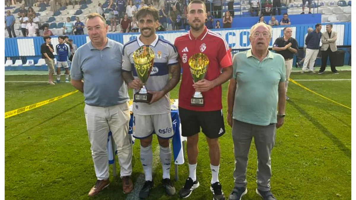 El Real Oviedo golea a la Ponferradina en un gran partido de pretemporada