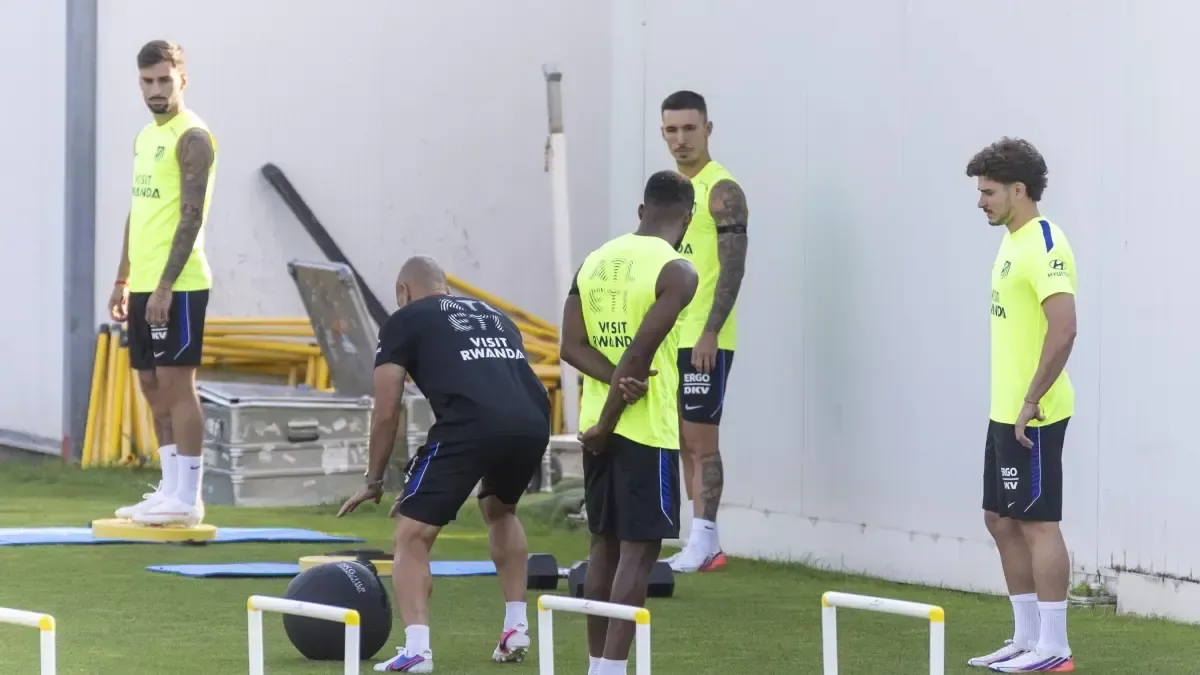 Majadahonda: Julián y Simeone conversan antes del entrenamiento del Atlético