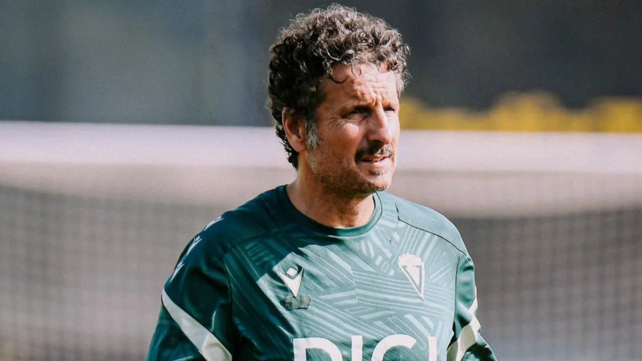 Cádiz CF prescinde de Imanol Idiakez a días del inicio de liga