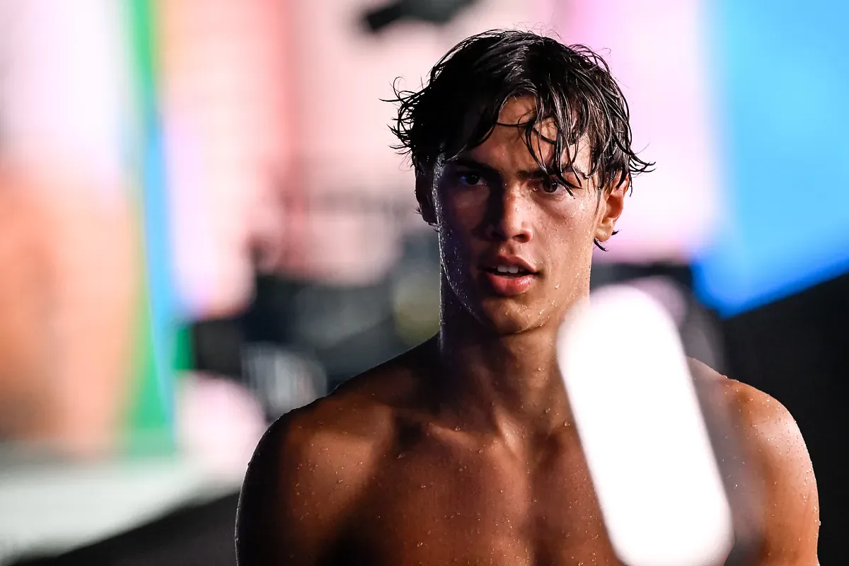 Luca Hoek establece un récord de España y avanza a la final en París