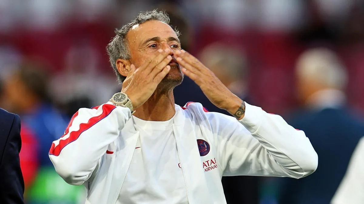 El PSG se proclama supercampeón continental tras vencer al Aston Villa